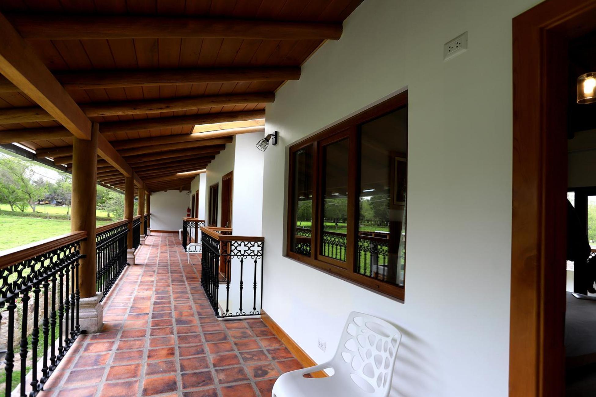 Ensenada Hotel Y Campo Asociado Casa Andina Кахамарка Экстерьер фото