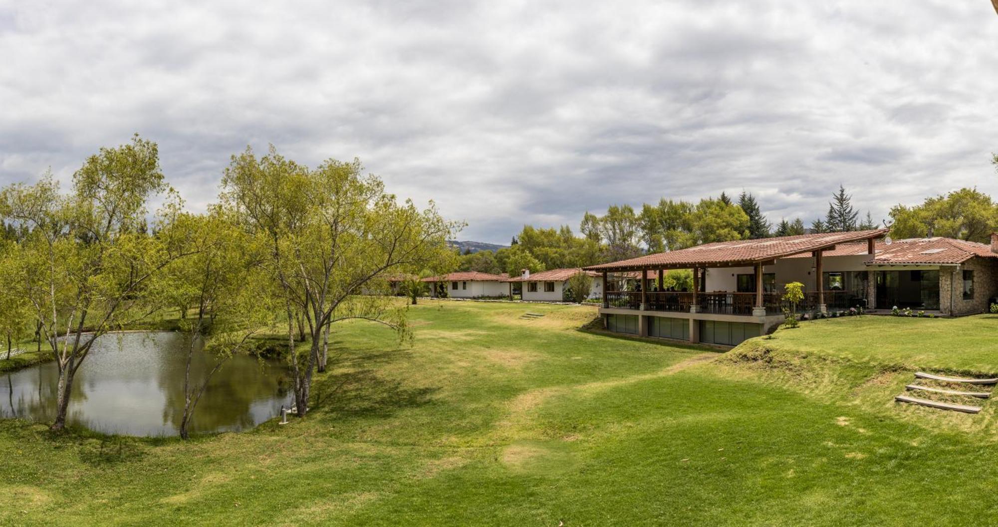 Ensenada Hotel Y Campo Asociado Casa Andina Кахамарка Экстерьер фото
