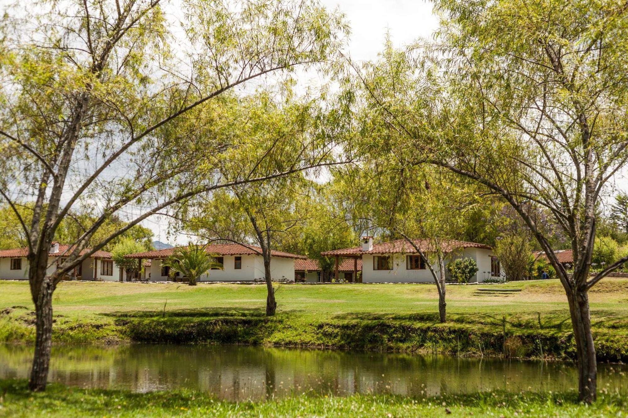 Ensenada Hotel Y Campo Asociado Casa Andina Кахамарка Экстерьер фото